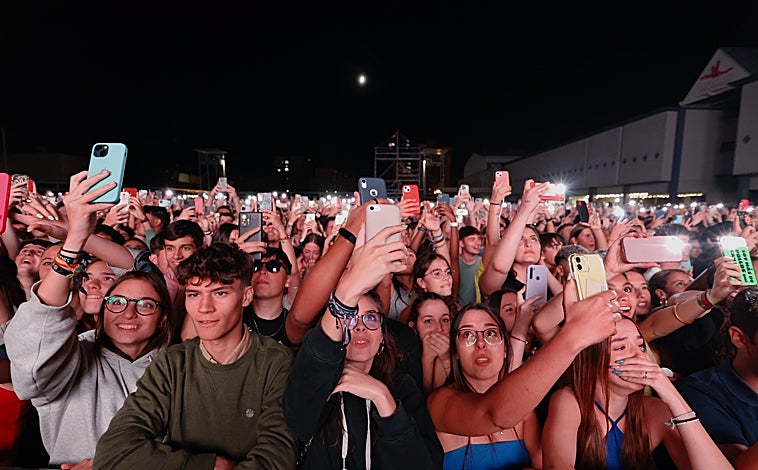Imagen principal - Quevedo desata la locura en Valladolid