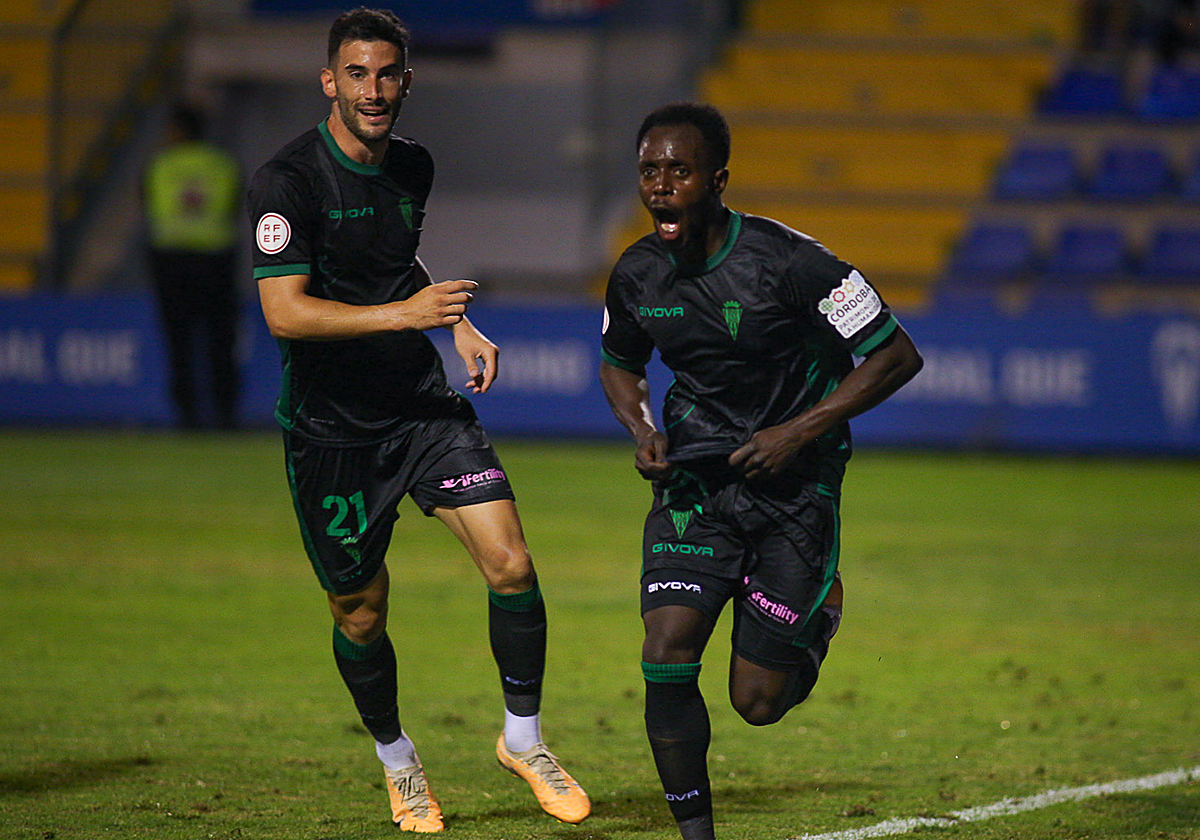 Diarra celebra el único tanto del partido en El Collao