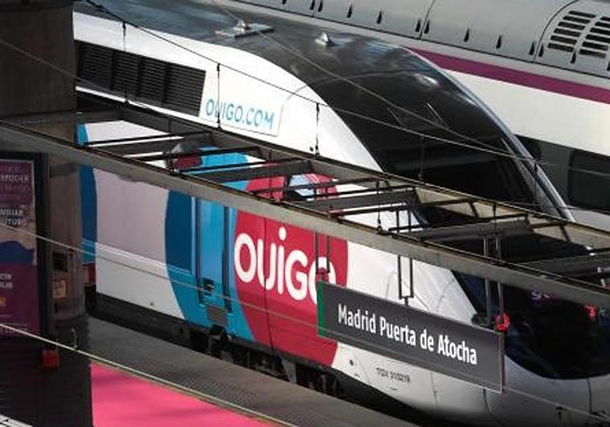 Un tren de alta velocidad en una imagen de archivo.