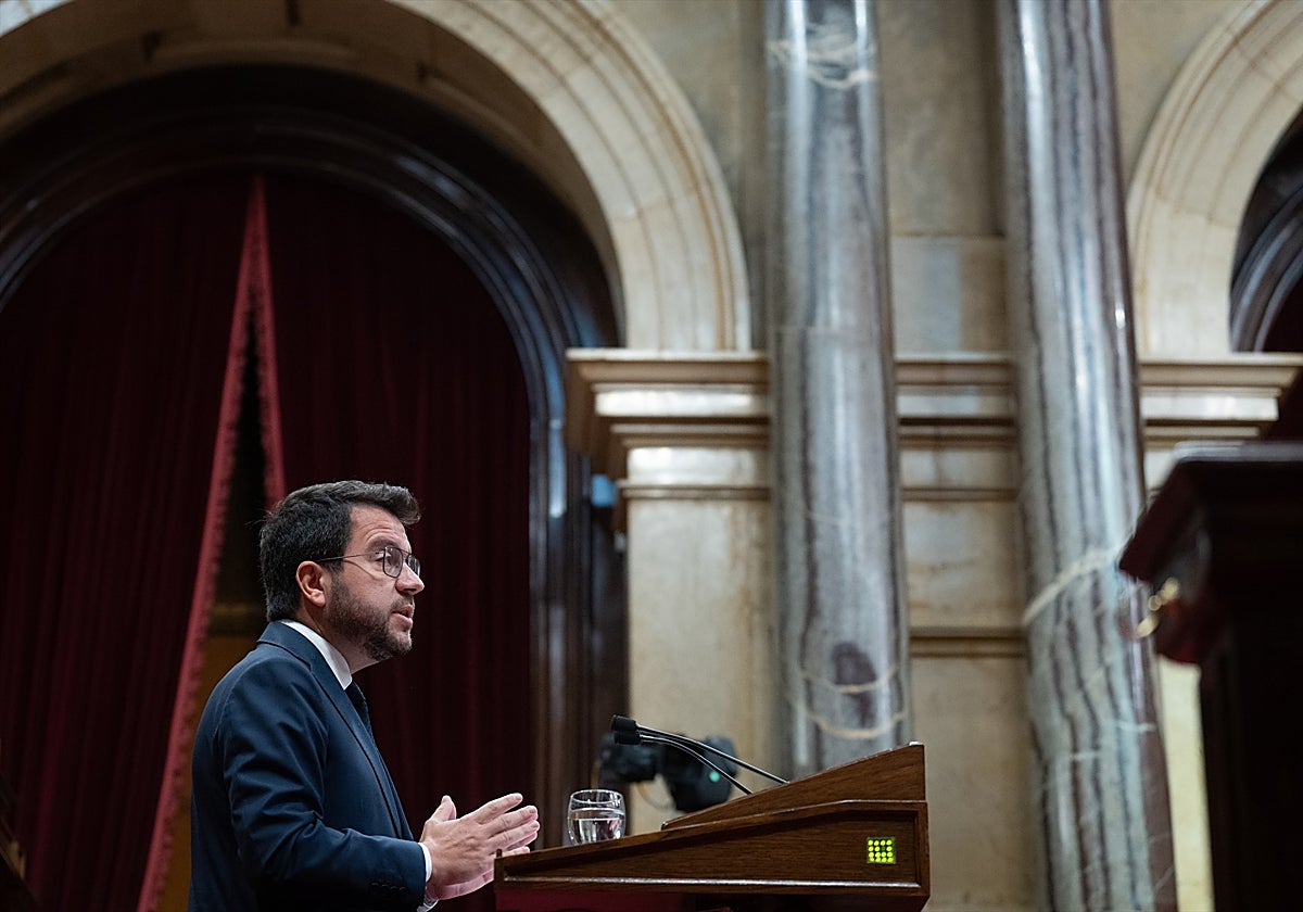 Pere Aragonès, presidente de la Generalitat, hoy, durante su intervención en el Parlamento de Cataluña