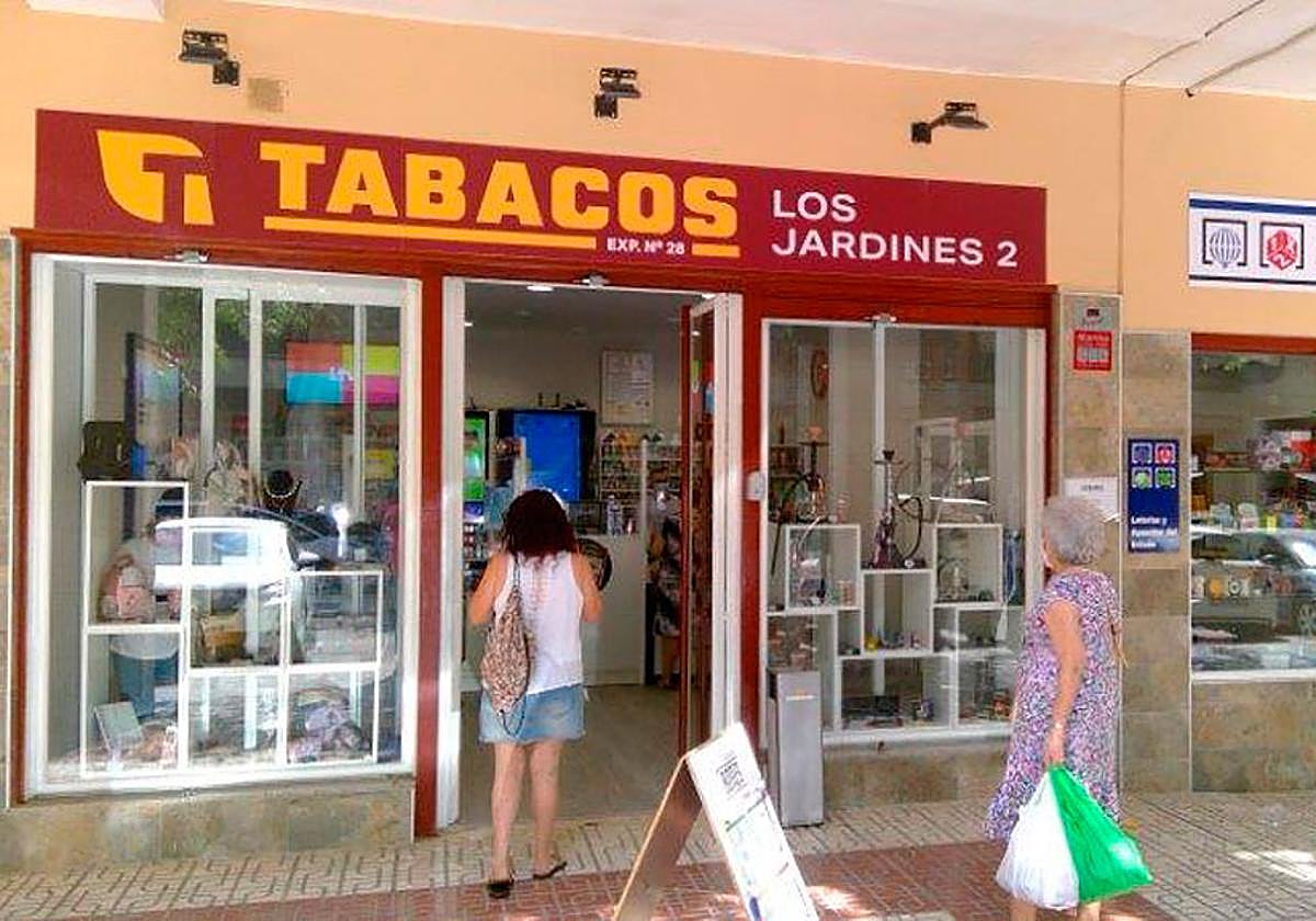 Imagen del estanco donde se ha validado el primer premio de la Bonoloto