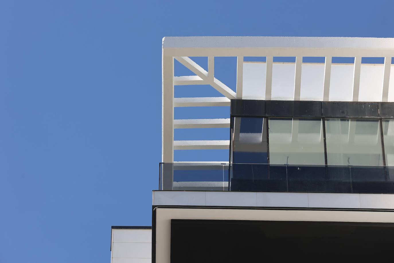 El flamante aspecto de la Torre del Agua de Córdoba, en imágenes