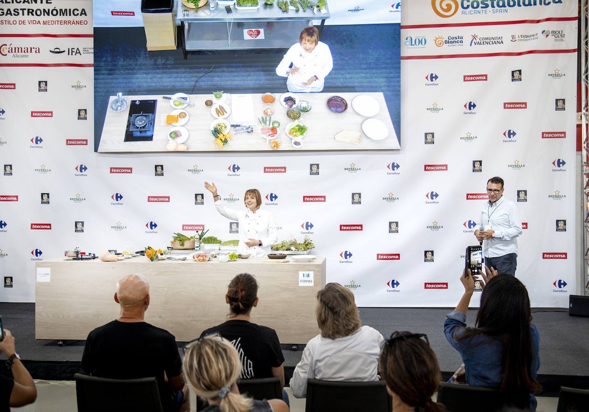 Imagen de la reputada chef Mª José San Román en la pasada edición de Alicante Gastronómica