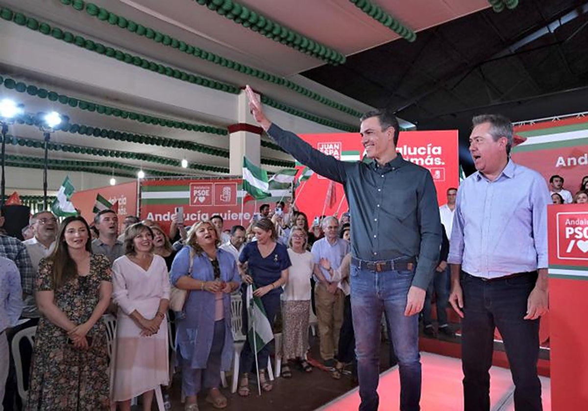 Pedro Sánchez y Juan Espadas
