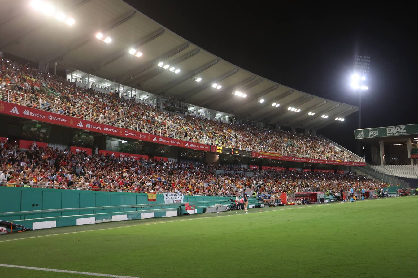 Fotos: La goleada de España a Suiza en El Arcángel