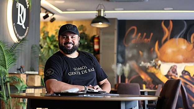 Raza y Dehesa conjunta la hamburguesería y el asador