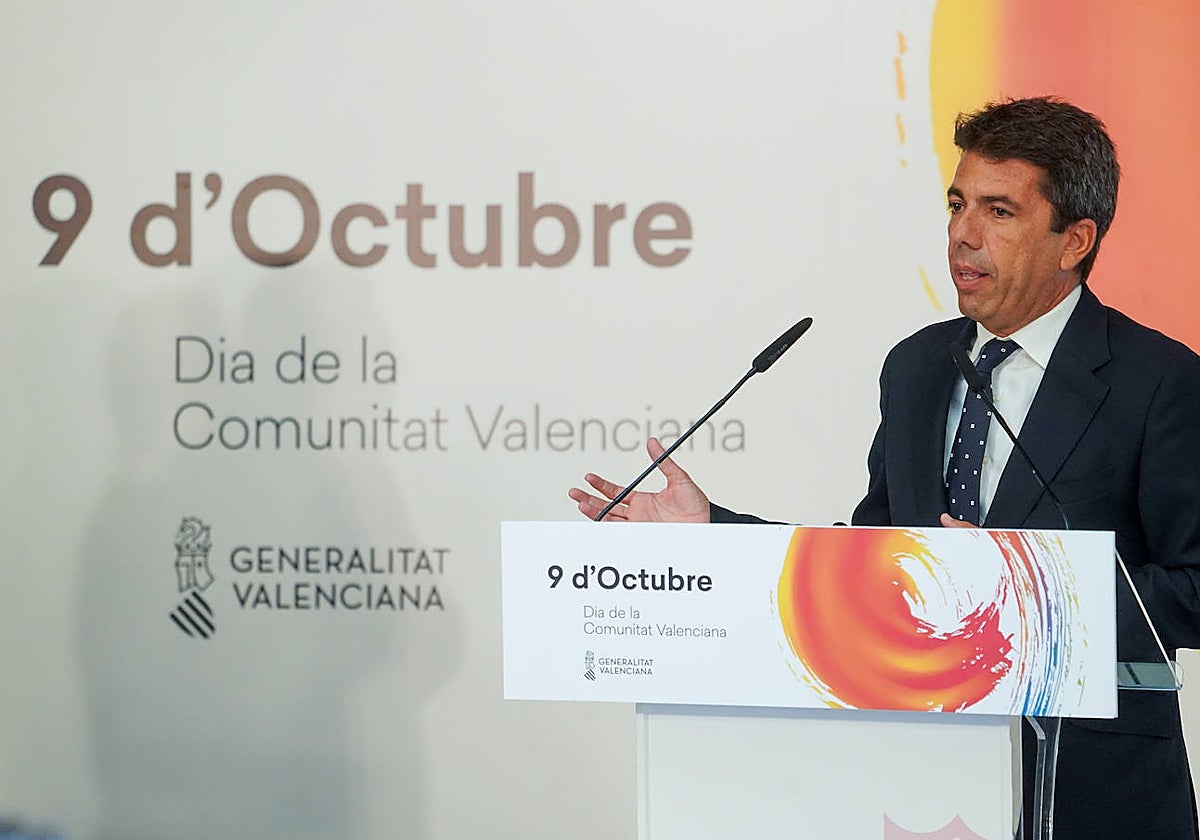 Imagen del presidente de la Generalitat Valenciana, Carlos Mazón, este jueves durante la presentación de la imagen del 9 d'Octubre