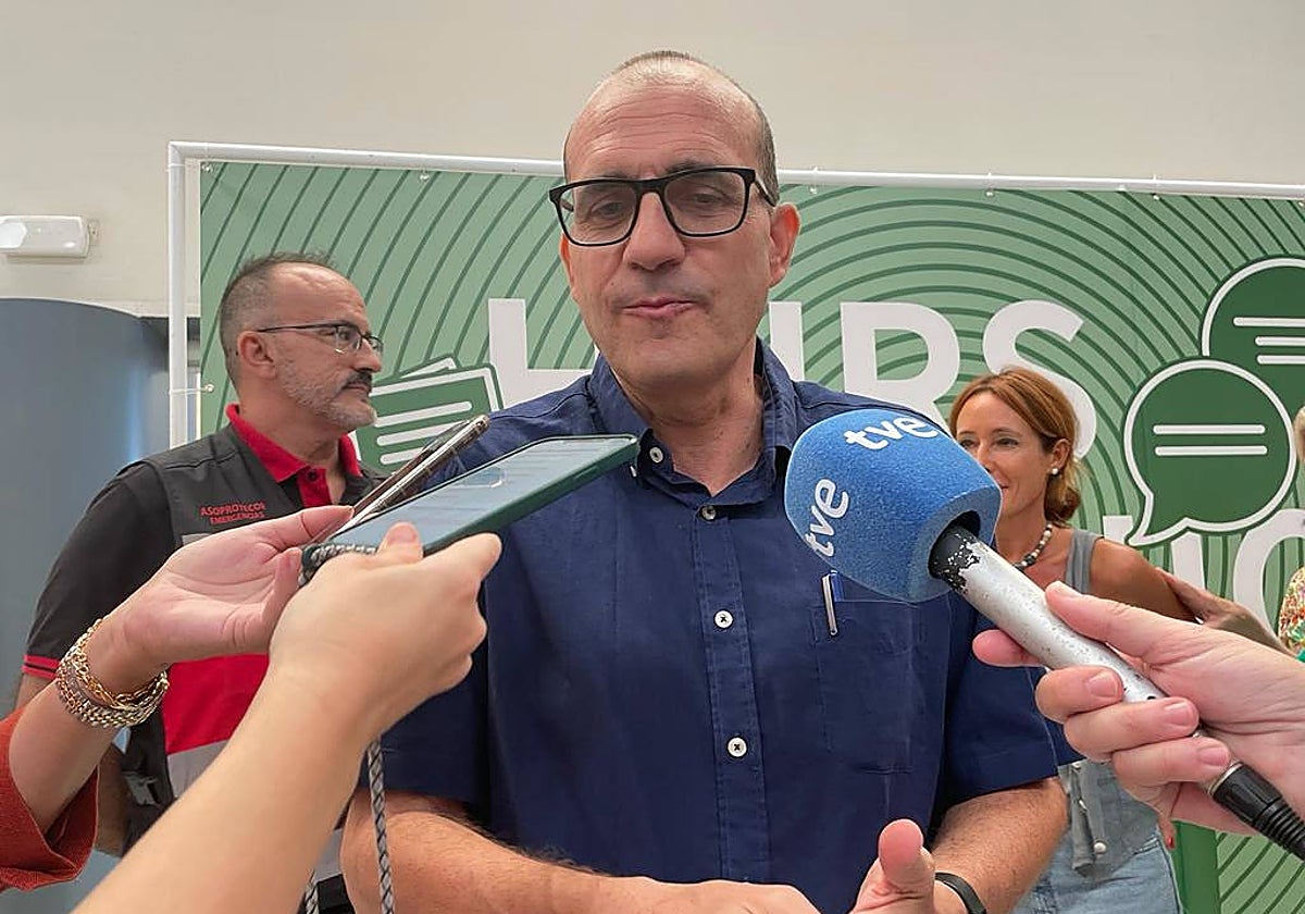Alfonso Fernández en el Hospital Reina Sofía de Córdoba