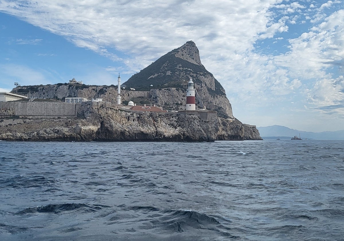 Imagen del faro de Gibraltar, situado en el extremo del Peñón