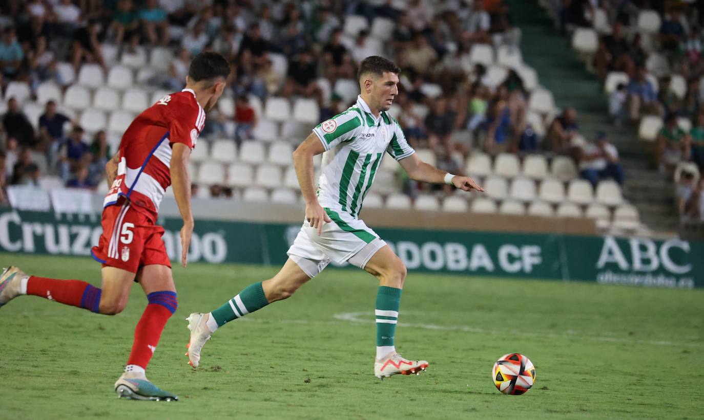 Fotos: El cómodo triunfo del Córdoba CF ante el Recreativo Granada