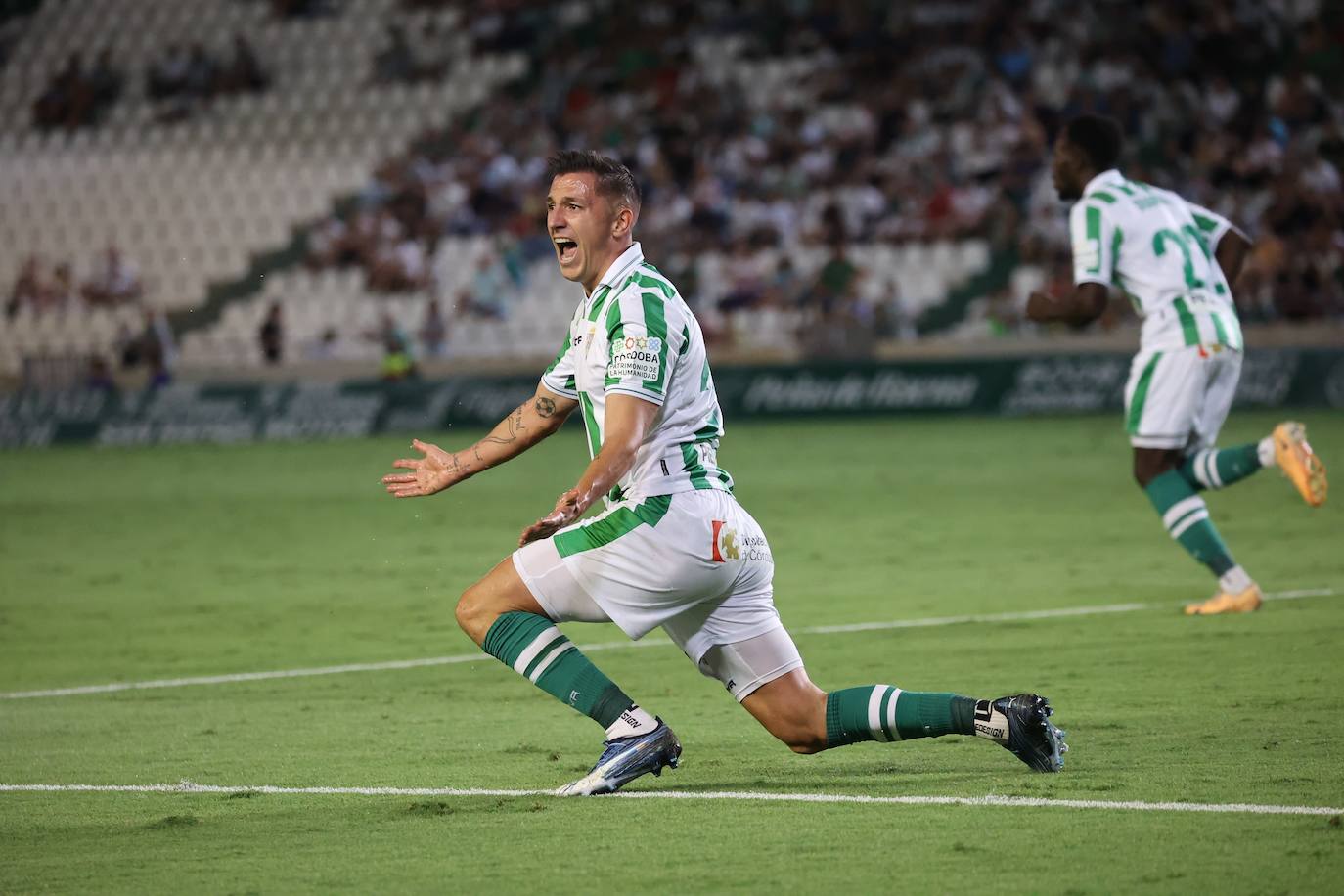 Fotos: El cómodo triunfo del Córdoba CF ante el Recreativo Granada