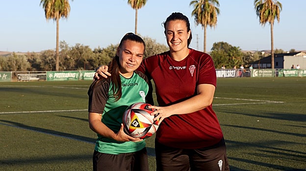 Yanire y Carmen Gordillo, jugadoras del Córdoba CF Femenino