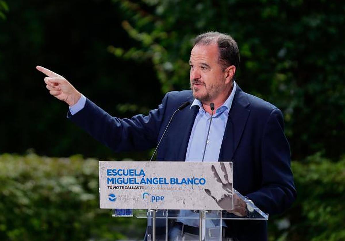 El presidente del PP Vasco, Carlos Iturgaiz