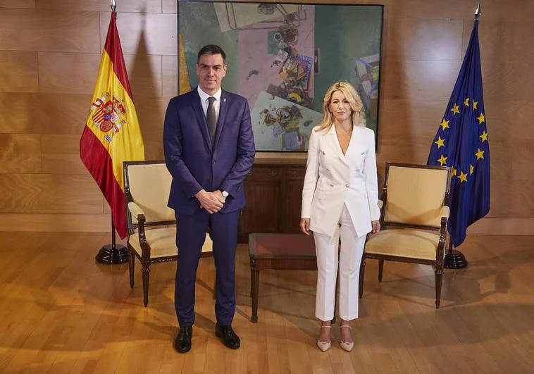 Pedro Sánchez y Yolanda Díaz, minutos antes de su reunión en el Congreso