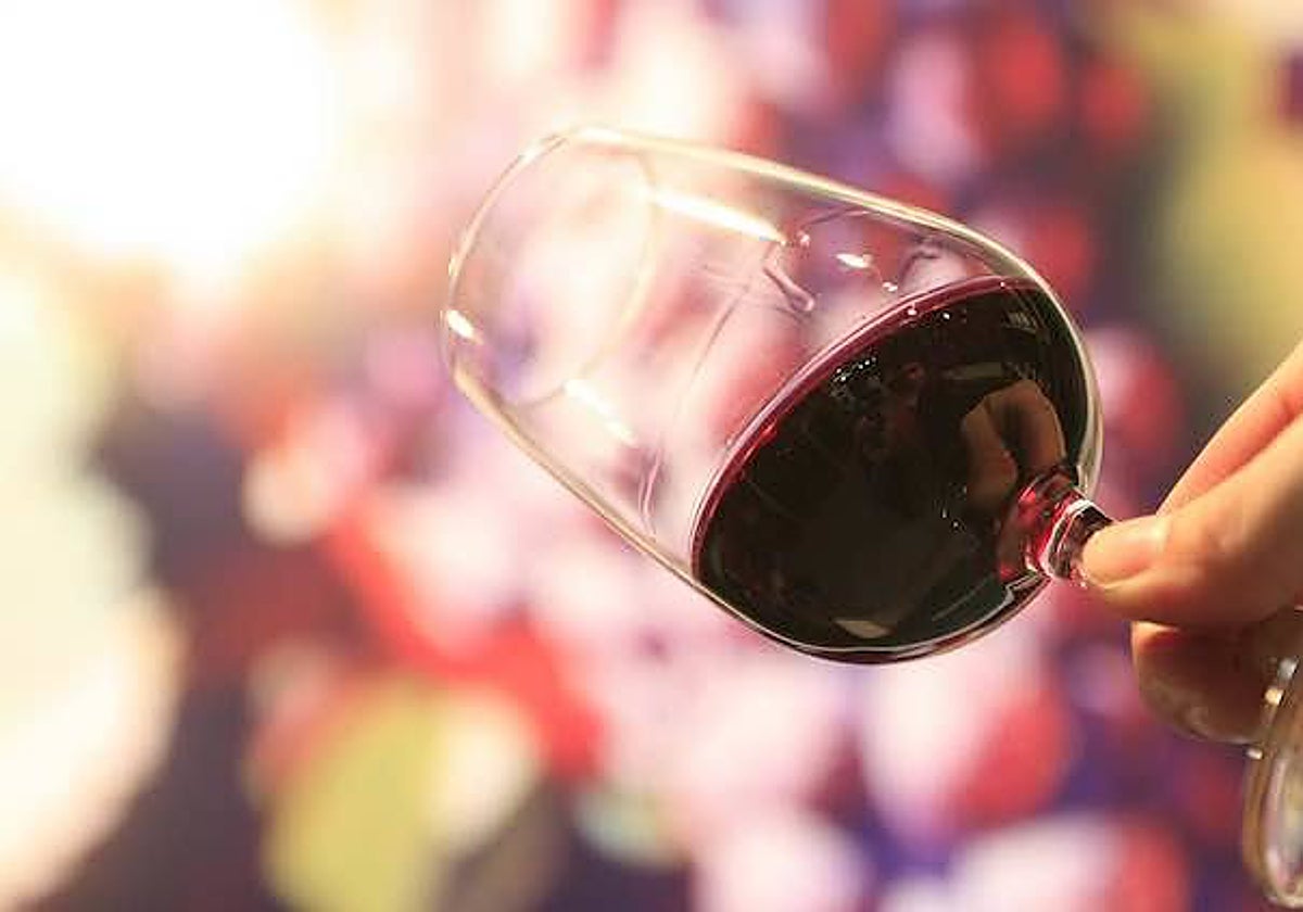 Vino tinto, imagen de recurso