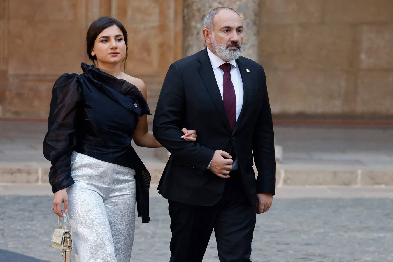 El primer ministro de Armenia, Nikol Pashinyan, y su hija, Mariam Pashinyan