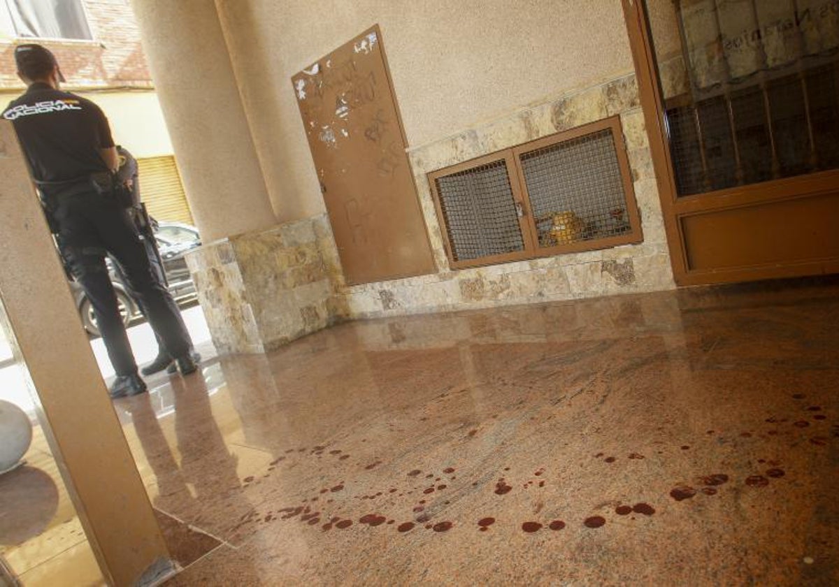 Imagen del lugar donde fue acuchillado un hombre en El Altet (Elche)