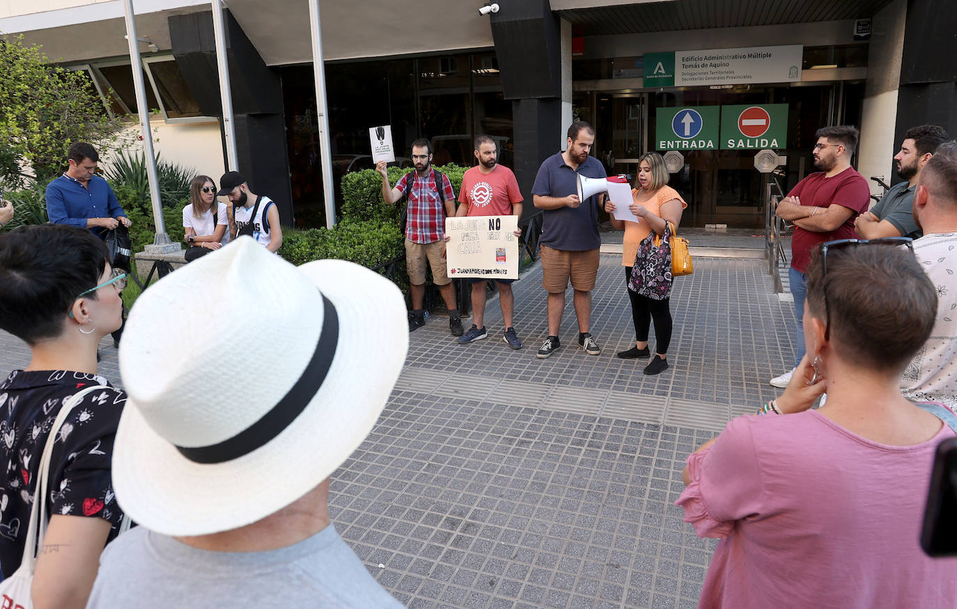 Fotos: La protesta por el retraso en el cobro del bono de alquiler joven