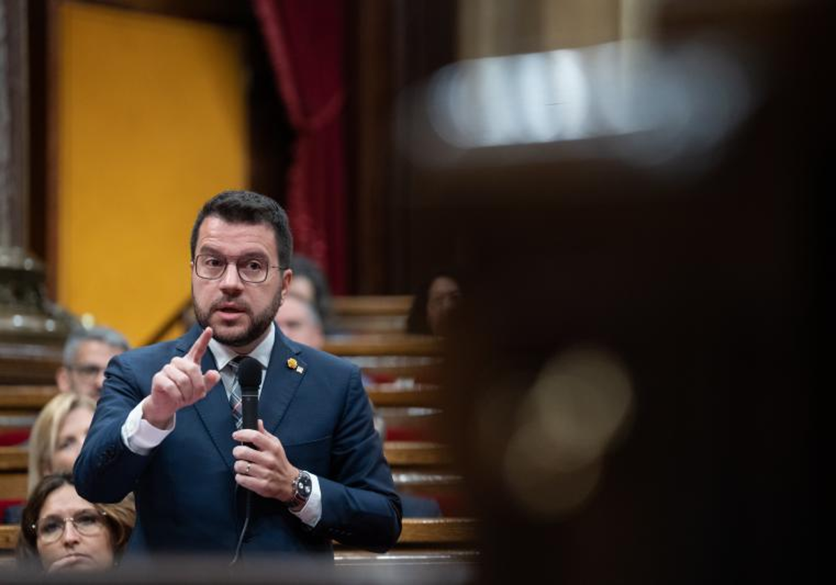 Pere Aragonès, presidente de la Generalitat de Cataluña, durante una intervención en el Parlamento autonómico