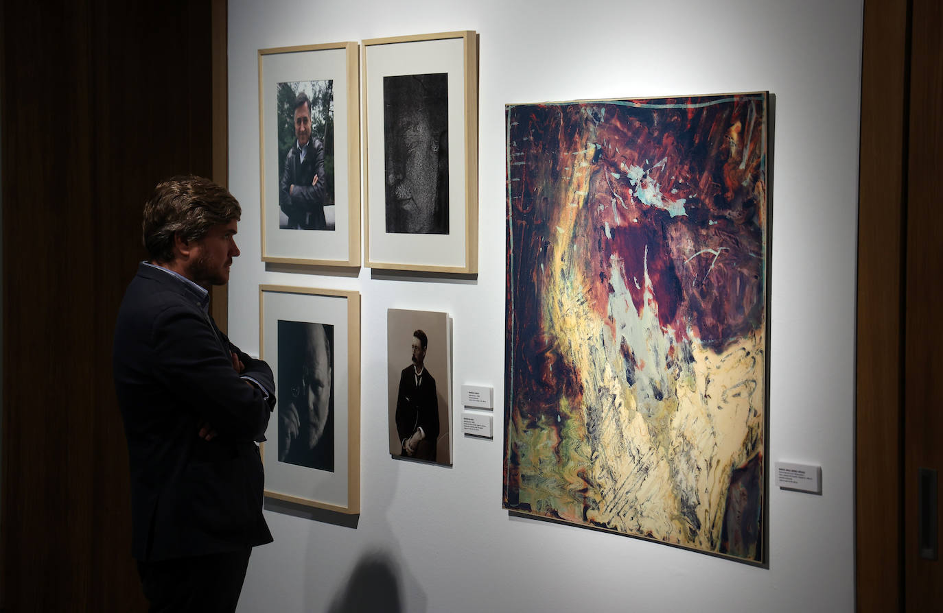 Fotos: la exposición sobre autorretratos de la Real Academia de Córdoba