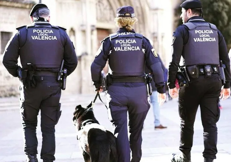 Imagen de algunos agentes de la Policía Local de Valencia