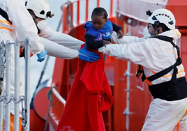 Aprobado el «traslado solidario» de menores migrantes de Canarias a otras comunidades