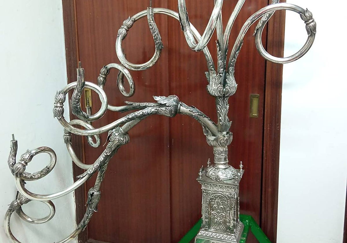 Nuevos candelabros de cola de la Virgen de la Estrella