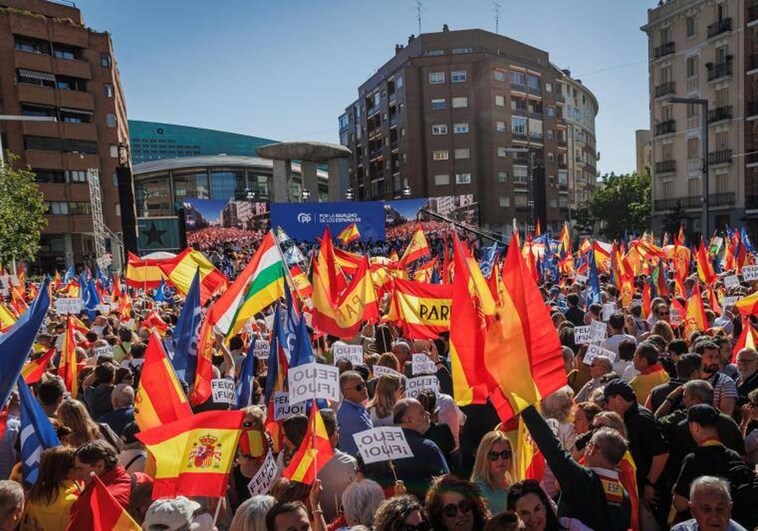 Concentración promovida por el PP en Madrid en defensa de la igualdad ante la ley