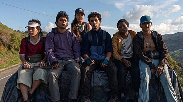 Los actores protagonistas del filme 'Los reyes del mundo' de la directora colombiana, Laura Mora