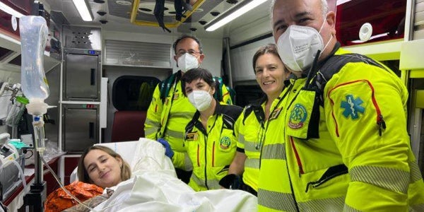 Una mujer da a luz dentro de un VTC en Madrid cuando iba al hospital Una mujer da a luz dentro de un VTC en Madrid cuando iba al hospital
