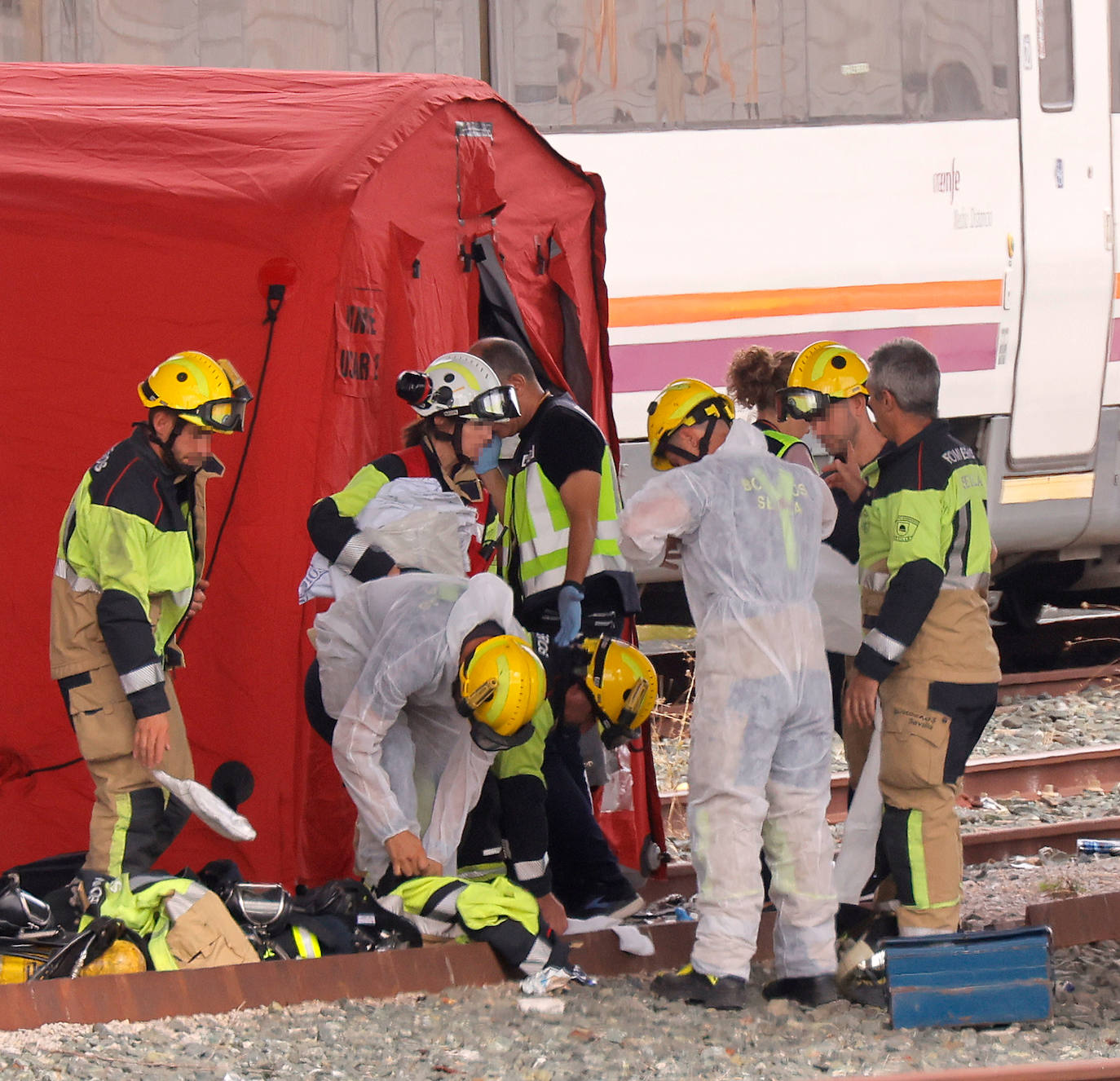 Aparece el cuerpo de Álvaro Prieto entre los vagones de un tren en Sevilla