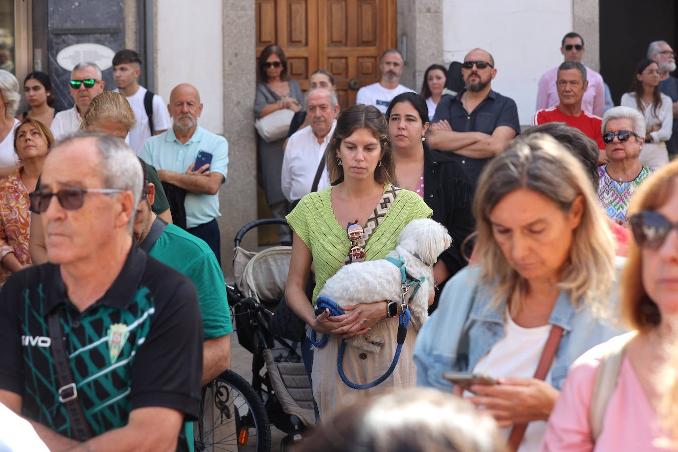 Fotos: Los emotivos minutos de silencio en memoria de Álvaro Prieto