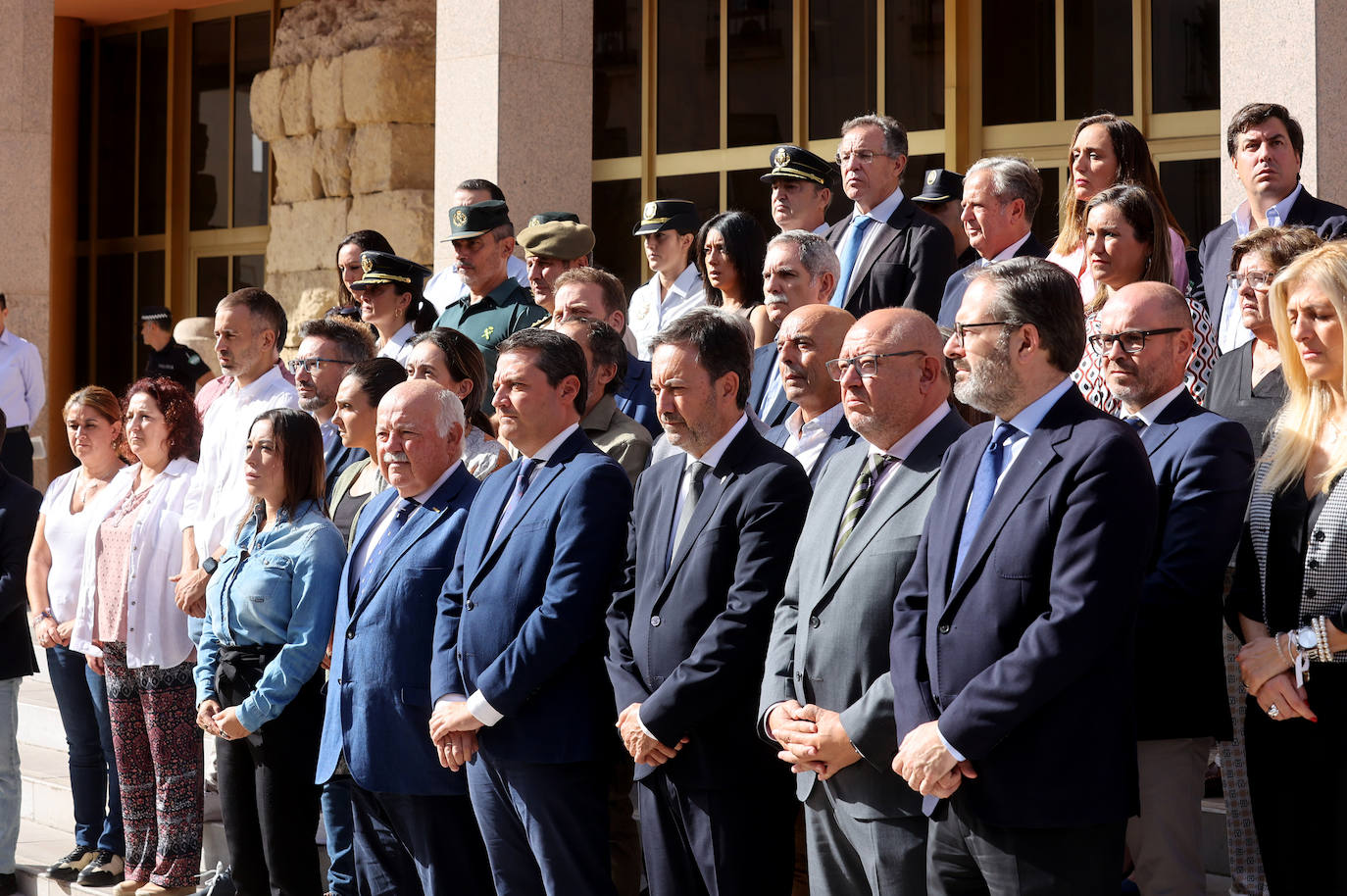 Fotos: Los emotivos minutos de silencio en memoria de Álvaro Prieto