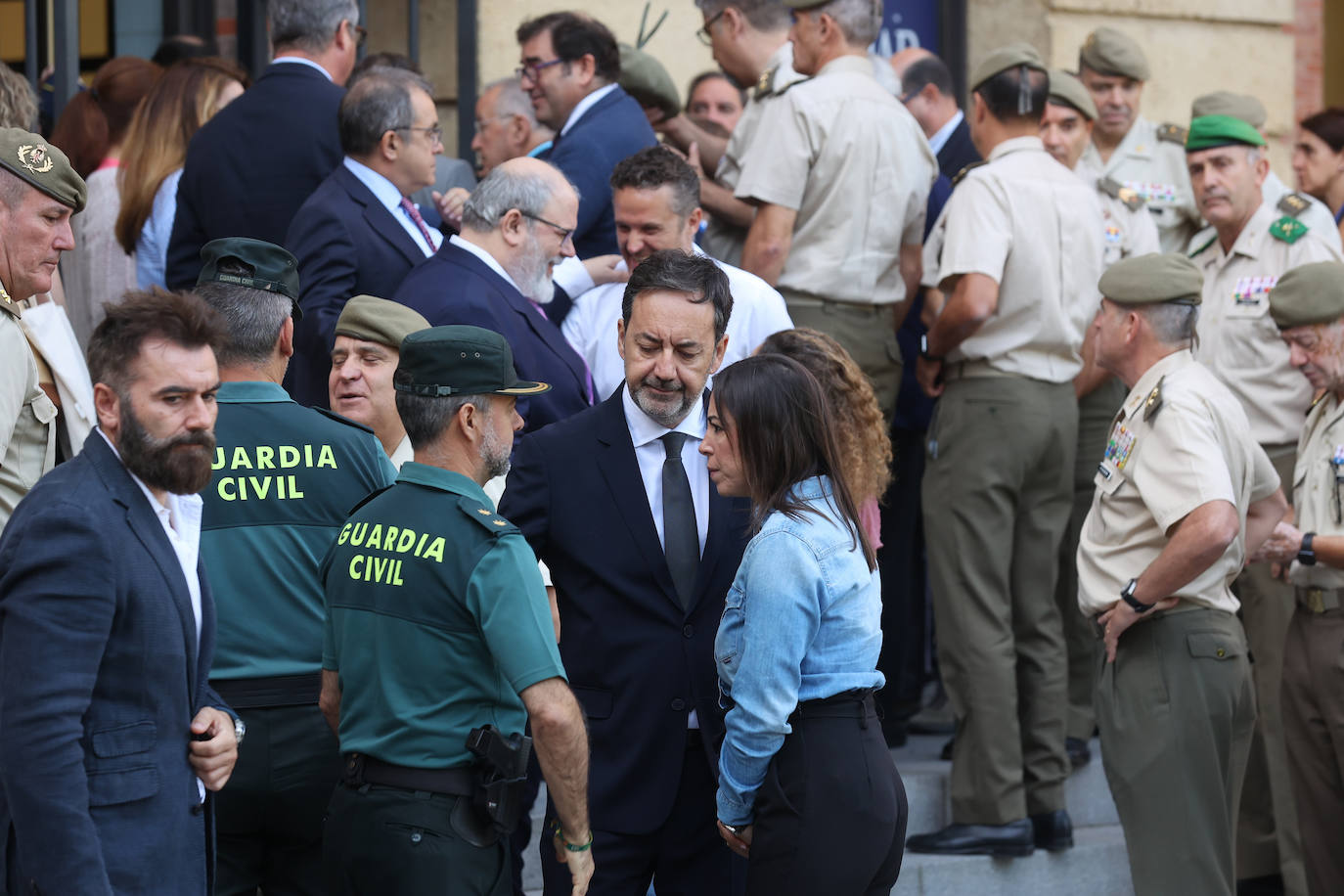 Fotos: Los emotivos minutos de silencio en memoria de Álvaro Prieto