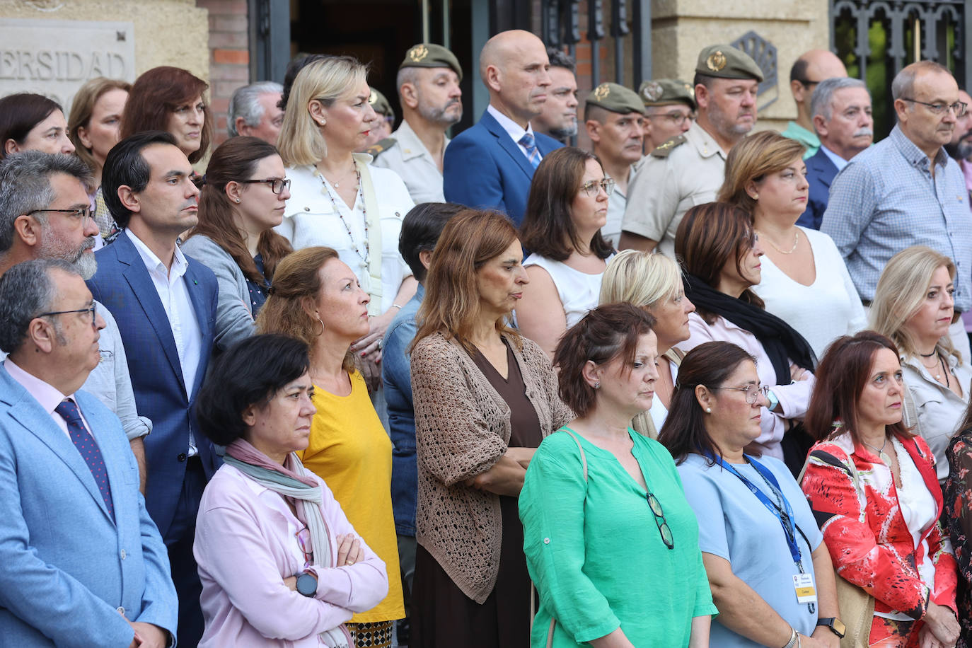 Fotos: Los emotivos minutos de silencio en memoria de Álvaro Prieto
