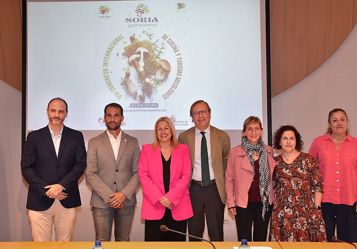 El director general de Turismo, Ángel González Pieras, presenta la VIII Congreso Internacional de Cocina y Turismo Micológico 'Soria Gastronómica'