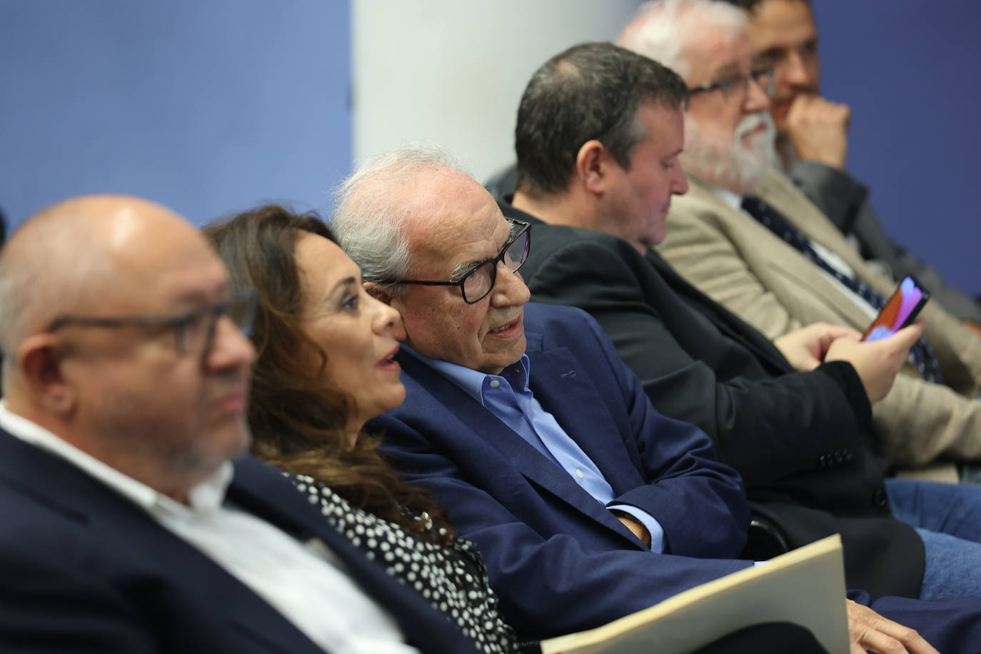 Fotos: Alfonso Guerra presenta su libro &#039;La rosa y las espinas&#039; en Córdoba