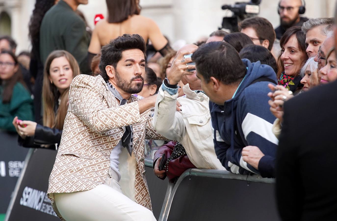 La gala inaugural de la Seminci, en imágenes