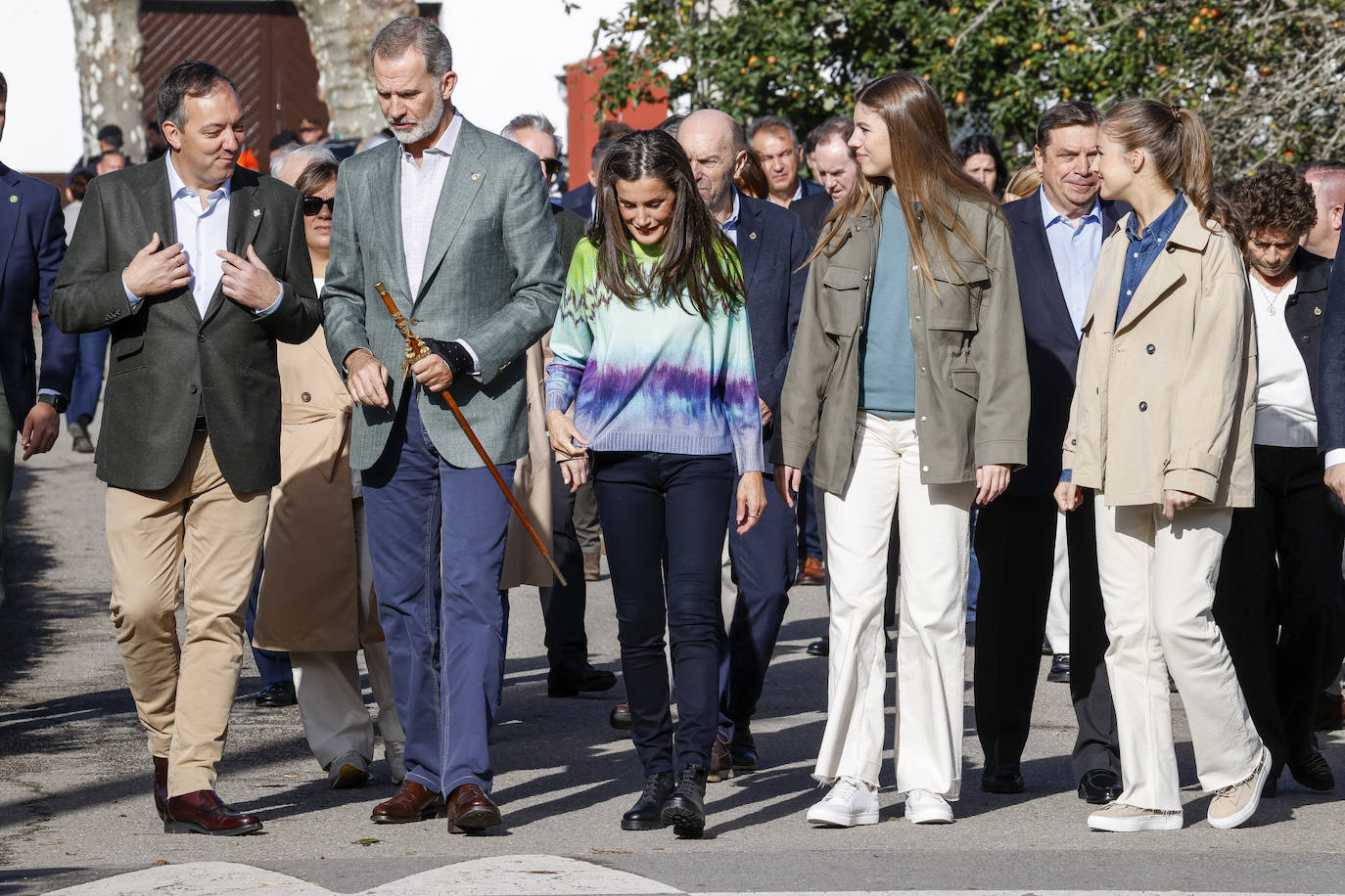 La llegada de la Familia Real al Pueblo Ejemplar de Asturias, en imágenes