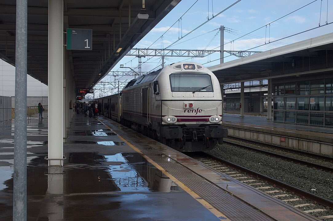 Albacete se prepara ante una posible aparatosa fuga de cloro en la estación de tren de Los Llanos