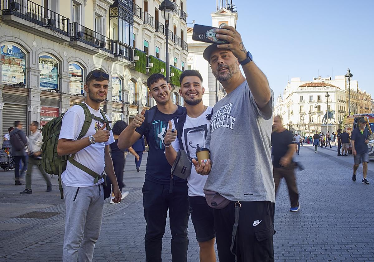 De ser un sin techo en la plaza de las Cortes a vivir de la fama lograda en Twitch