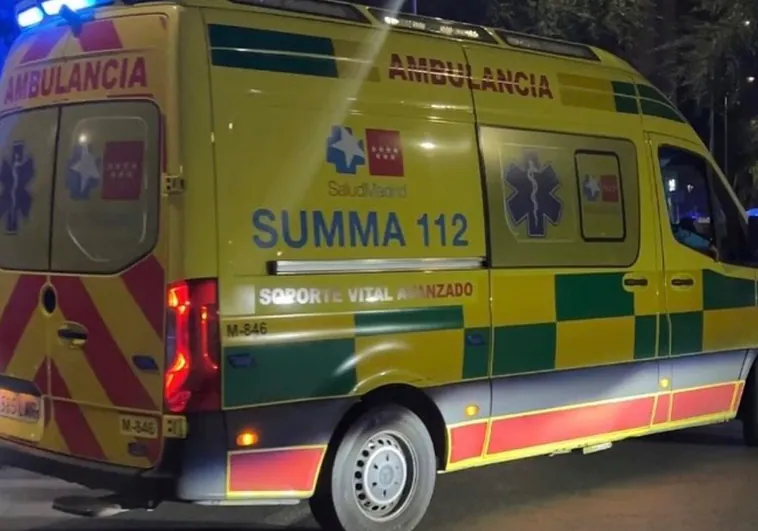 Imagen de archivo de una ambulancia Summa