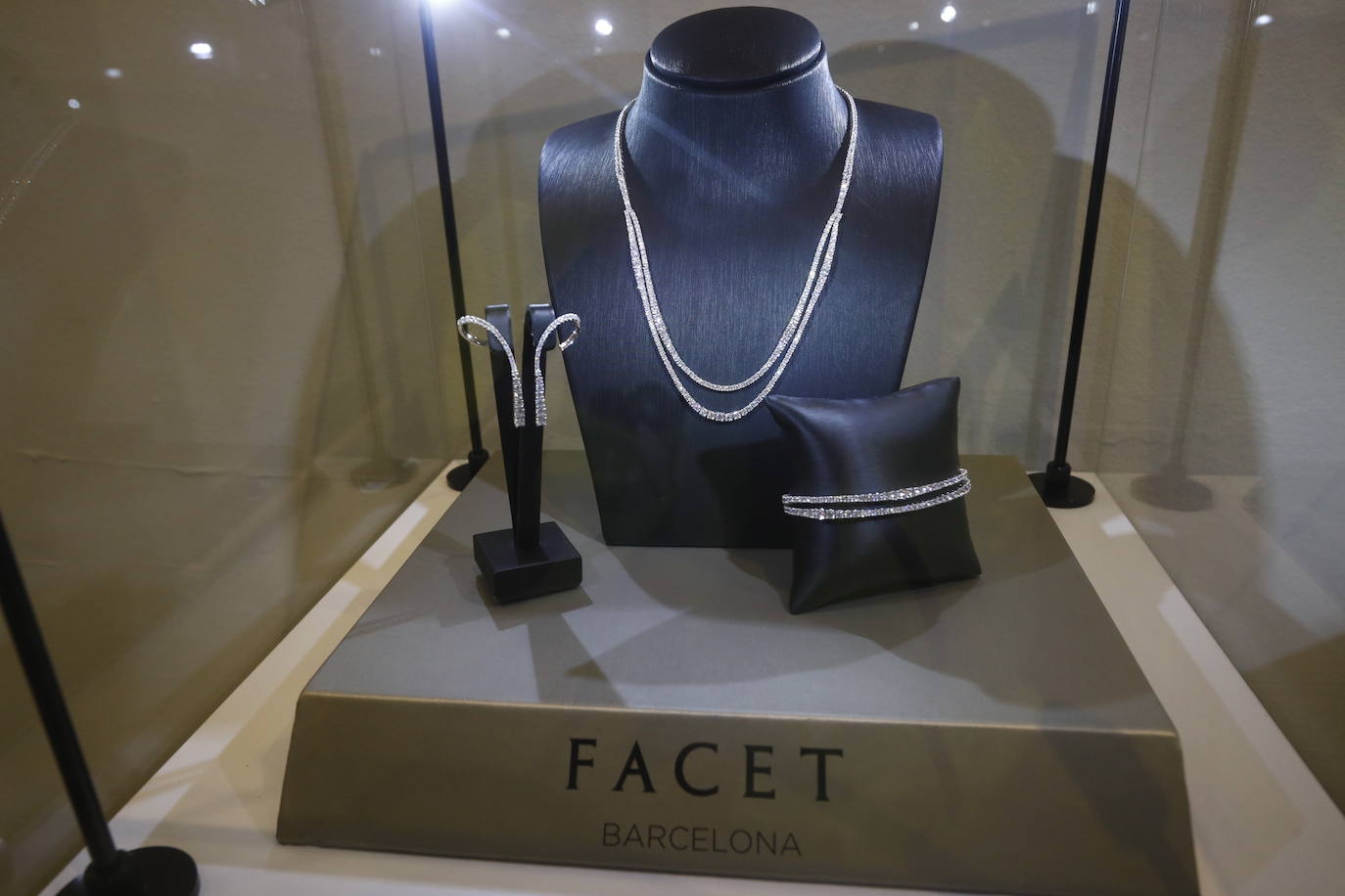 Fotos: el trabajo en la fábrica de alta joyería Facet en Córdoba