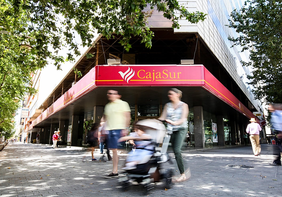 Sede central de Banco Cajasur en Córdoba