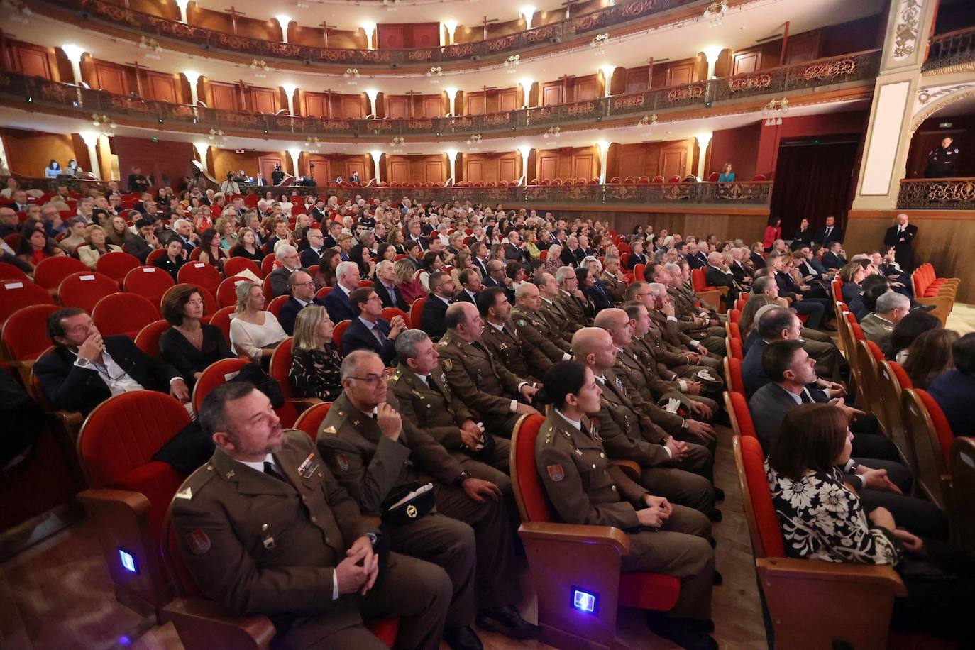 Fotos: La emoción de los premiados con la medalla de Córdoba