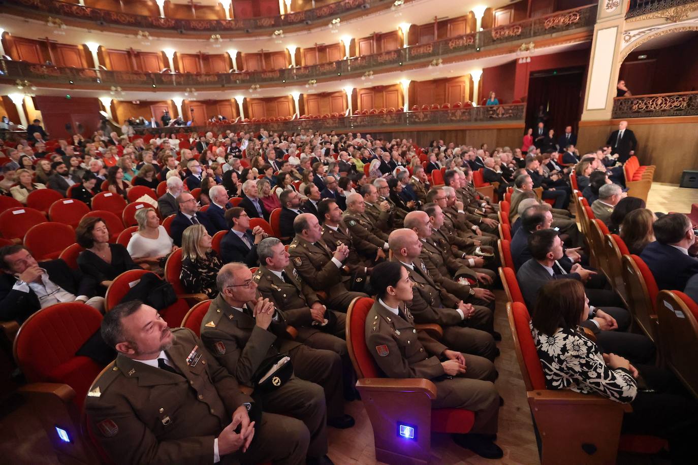 Fotos: La emoción de los premiados con la medalla de Córdoba
