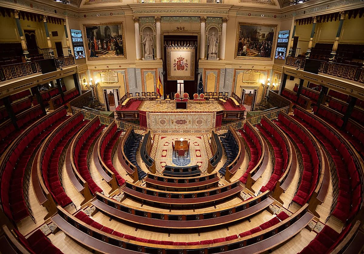 Vista cenital del hemiciclo del Congreso de los Diputados