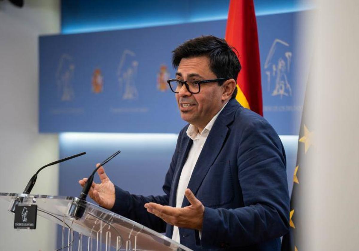 El secretario primero de la Mesa del Congreso, Gerardo Pisarello