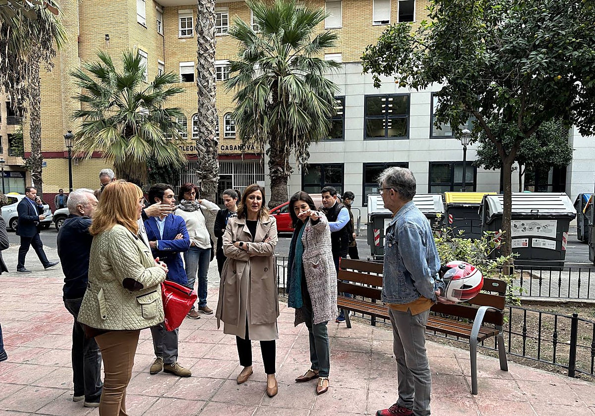 Catalá visita el barrio de San Antonio para conocer de primera mano las ...