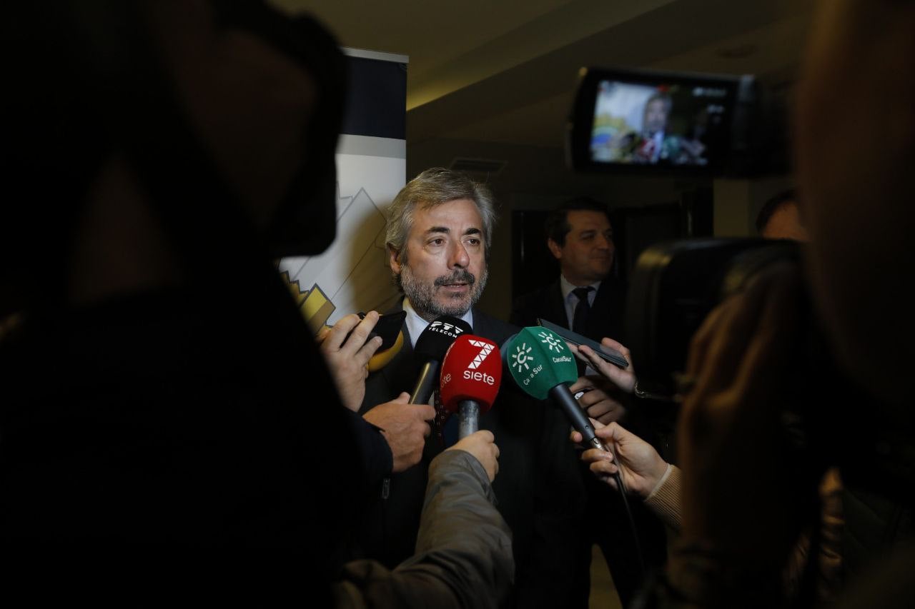 Fotos: La sobria celebración del patrón de la Policía Local de Córdoba